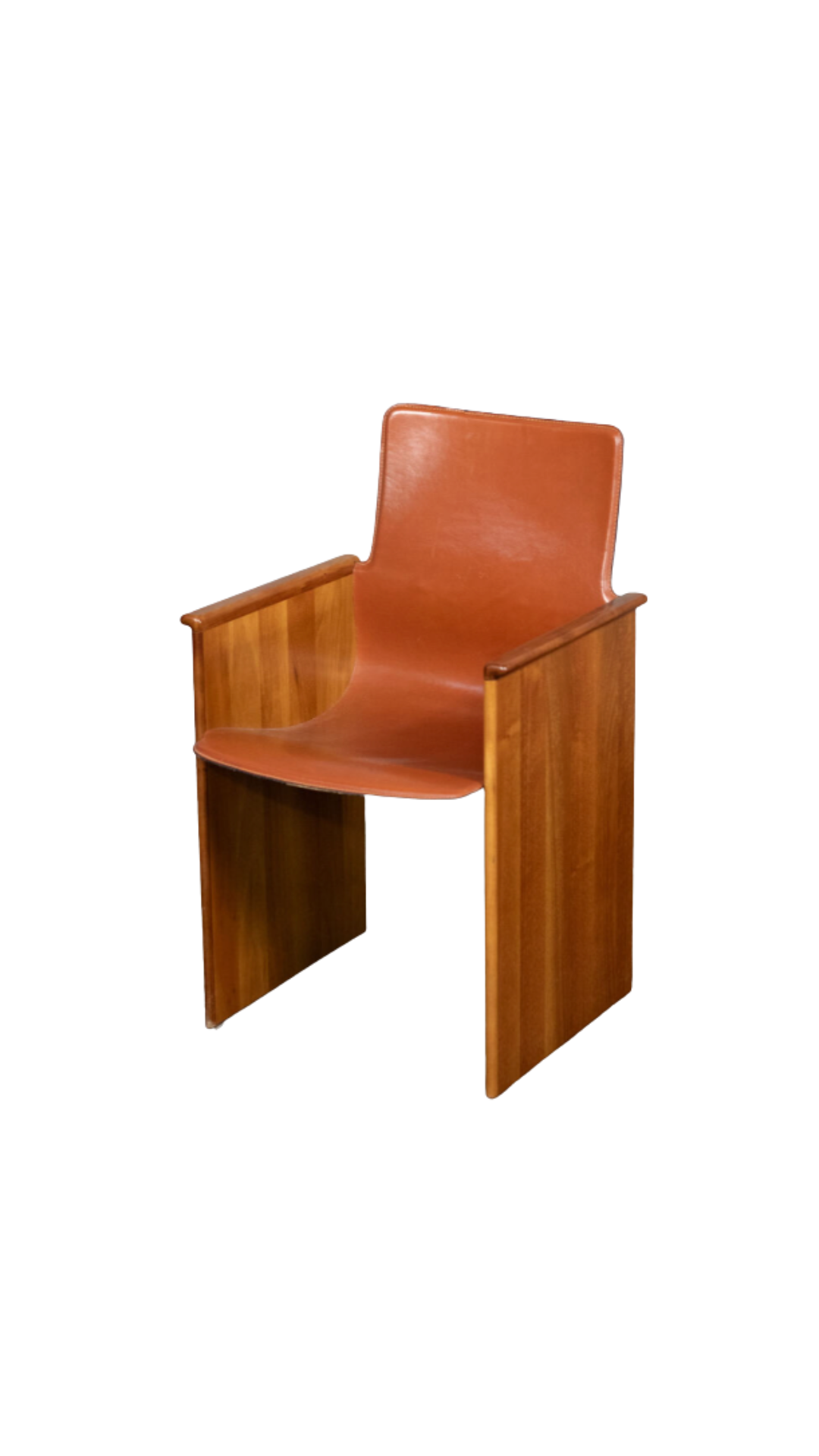 I100 Wood & Leather Chairs