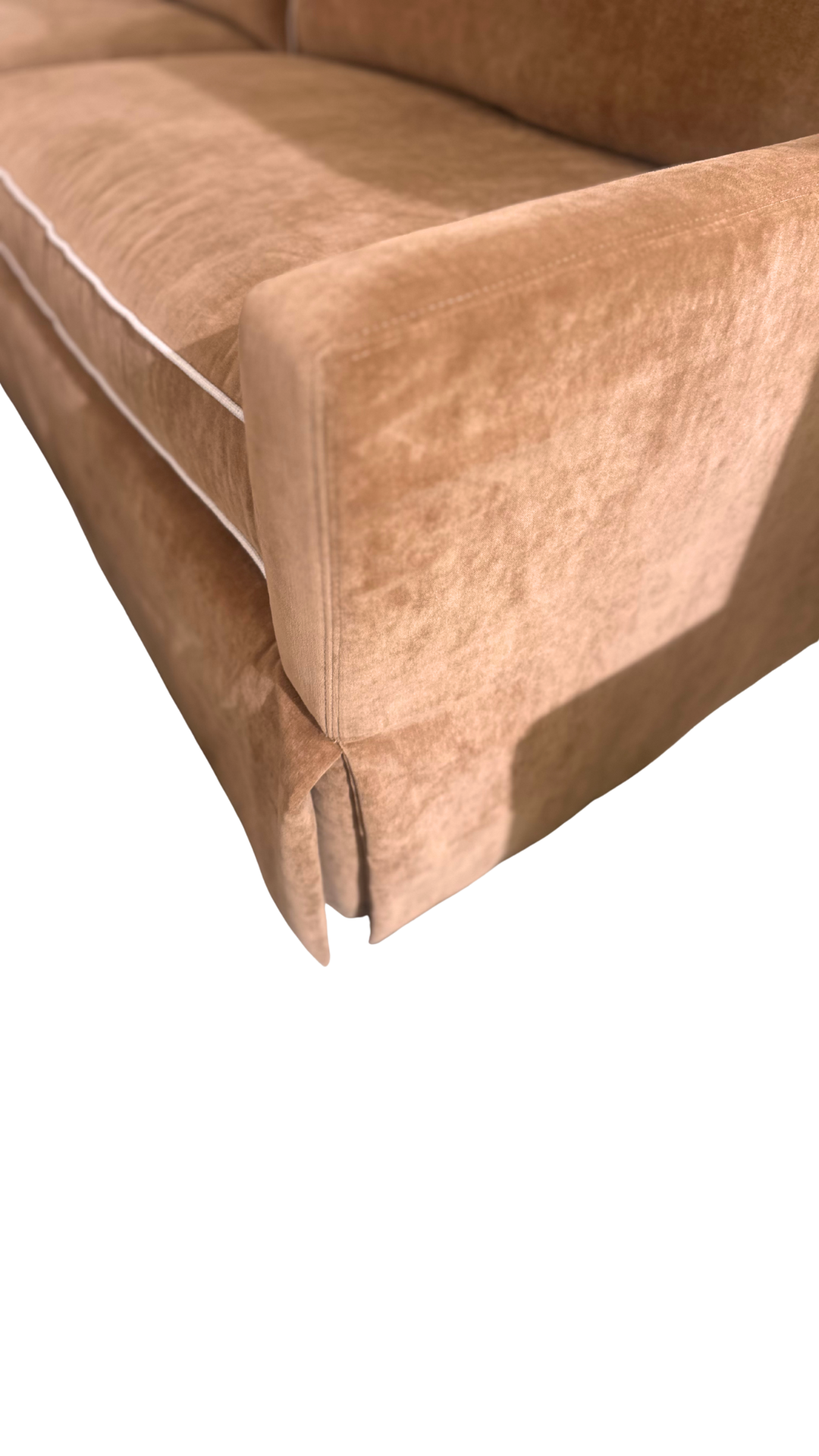 3907-32 Two Cushion Sofa