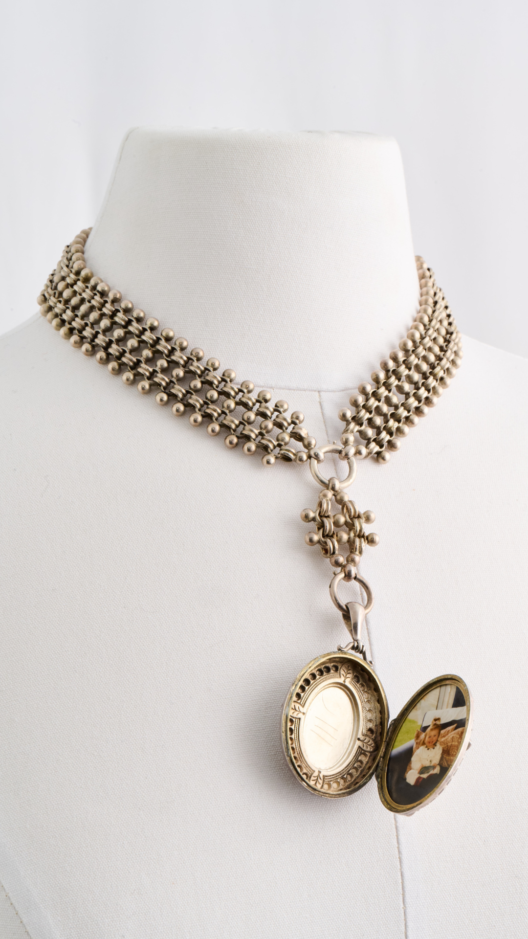 635 19th Century Locket