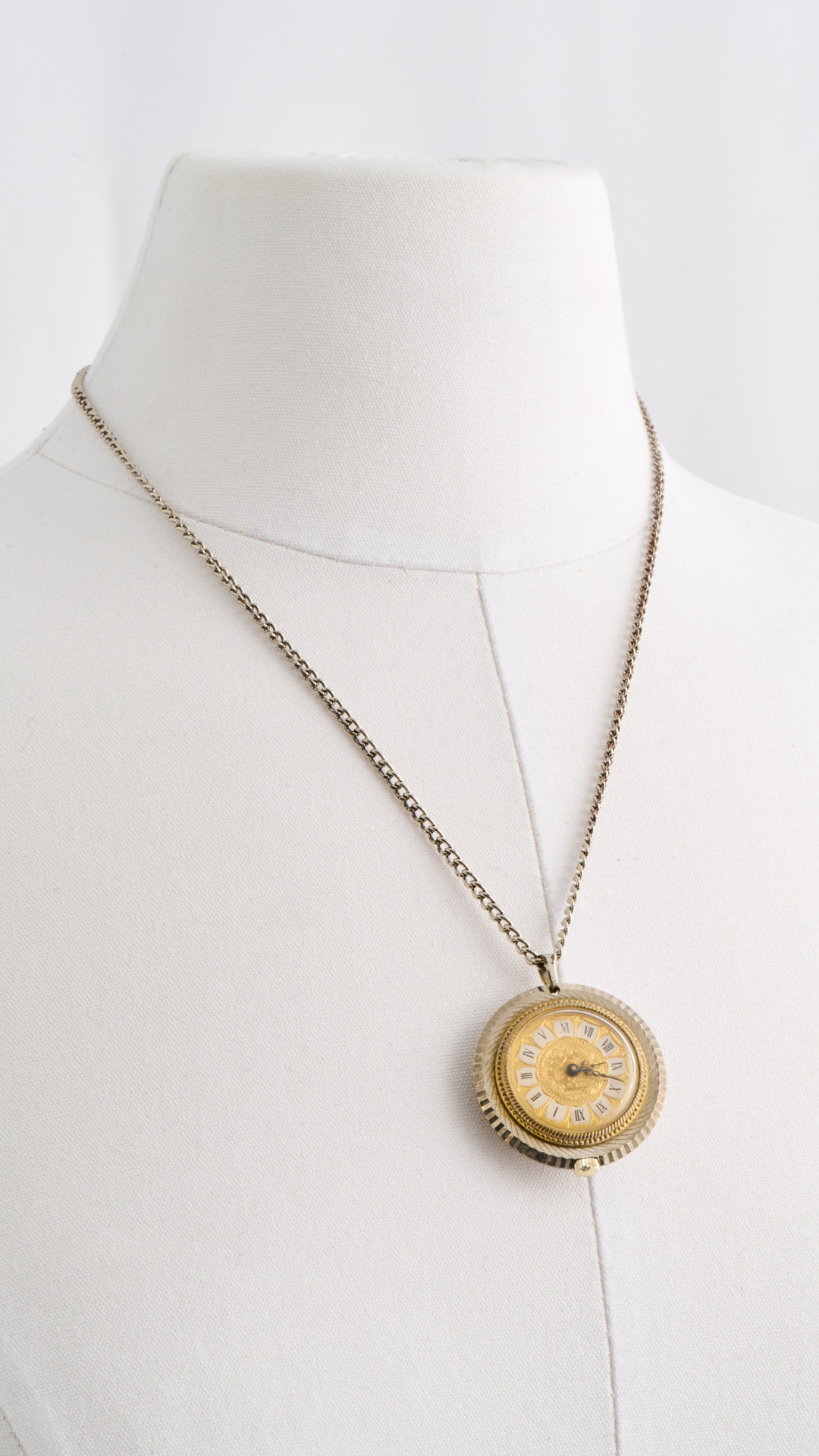 Mona Lisa Watch Necklace