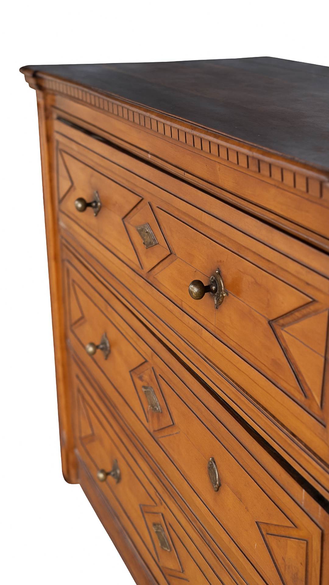 L492 Wooden Chest