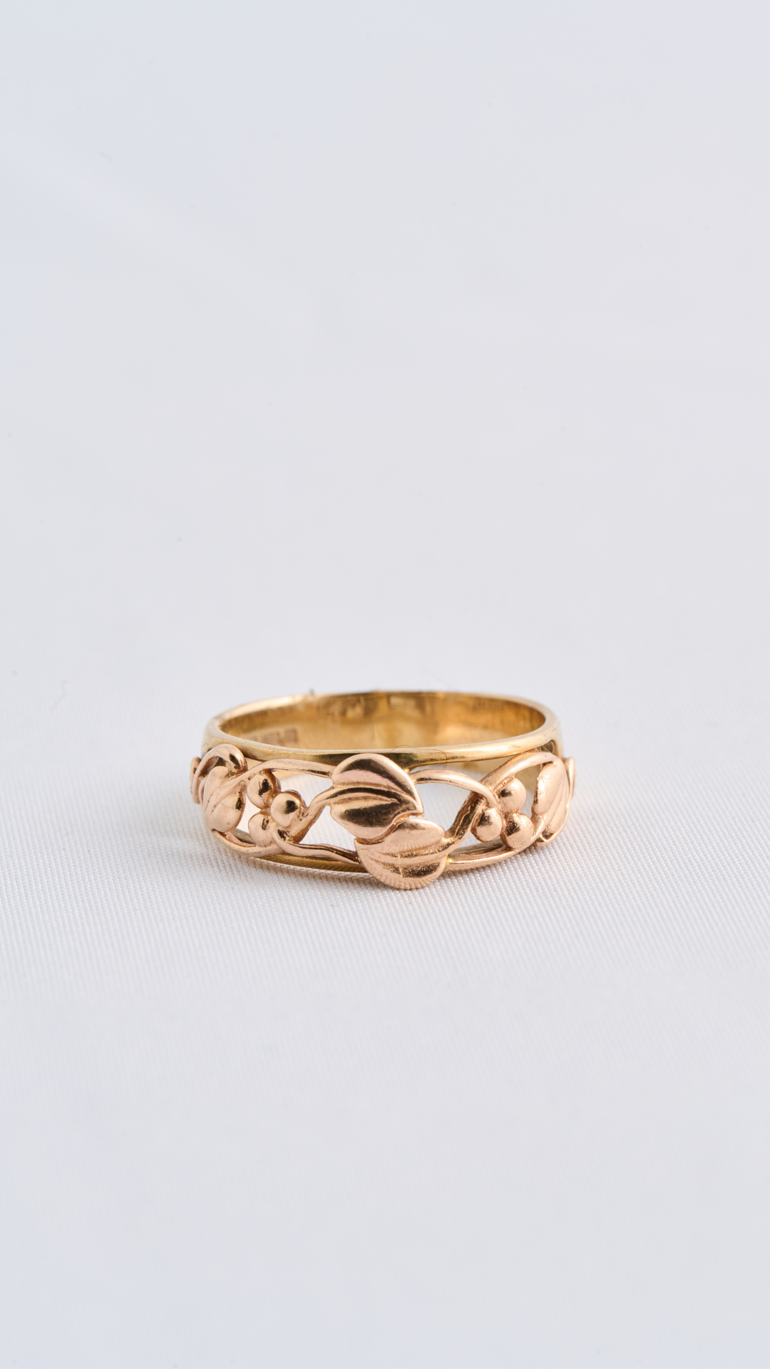 204 Tree of Life Ring