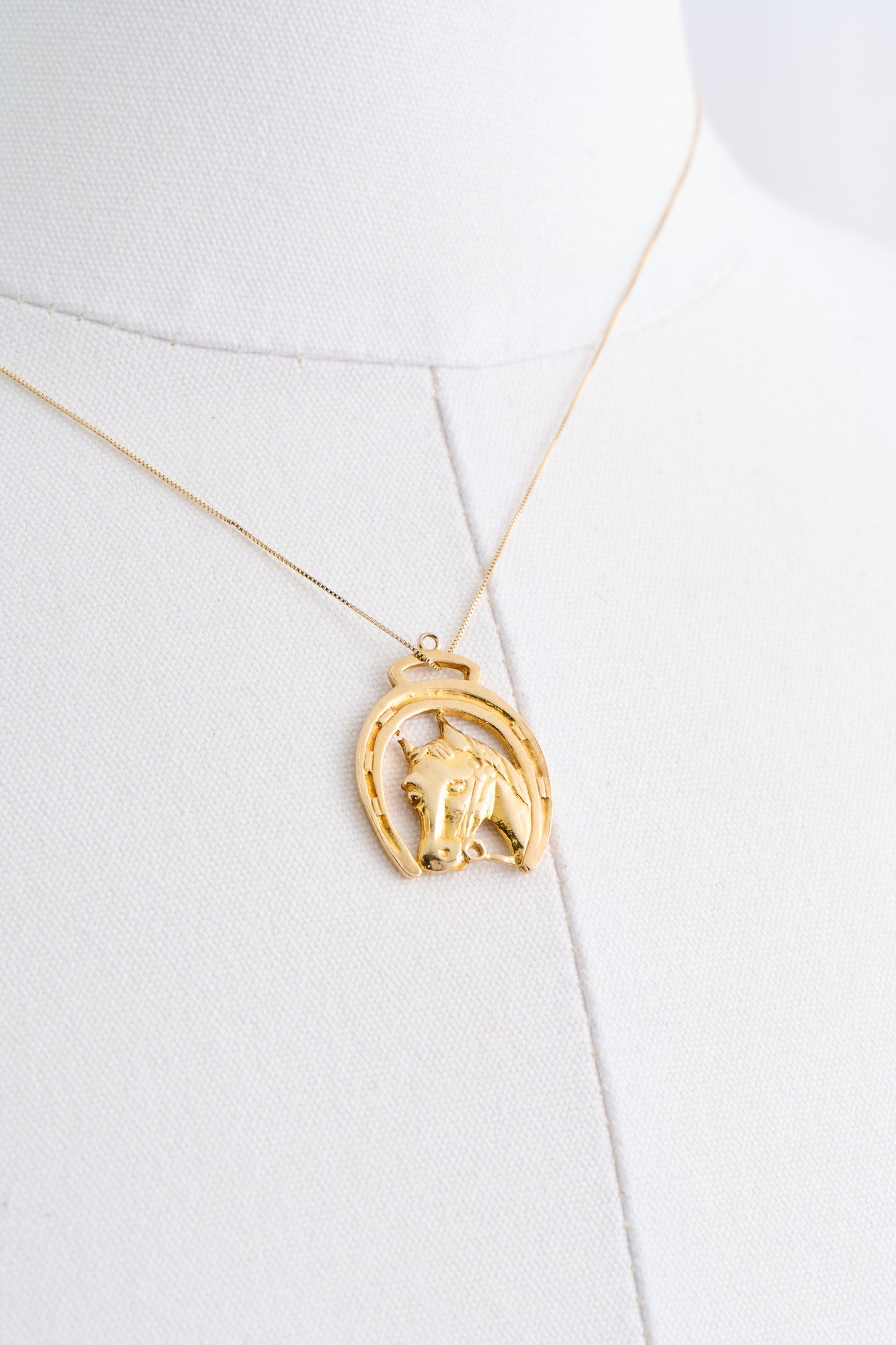2100 Horse Head Pendant