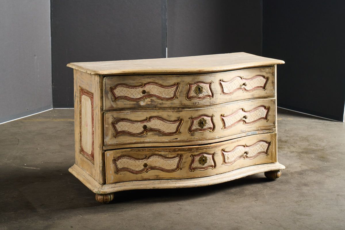 RL106 Original Paint Chest