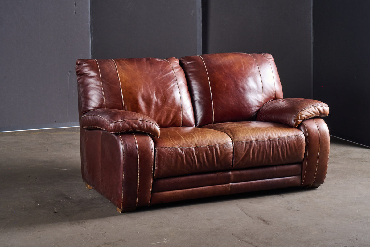 L590 Brown Leather Loveseat