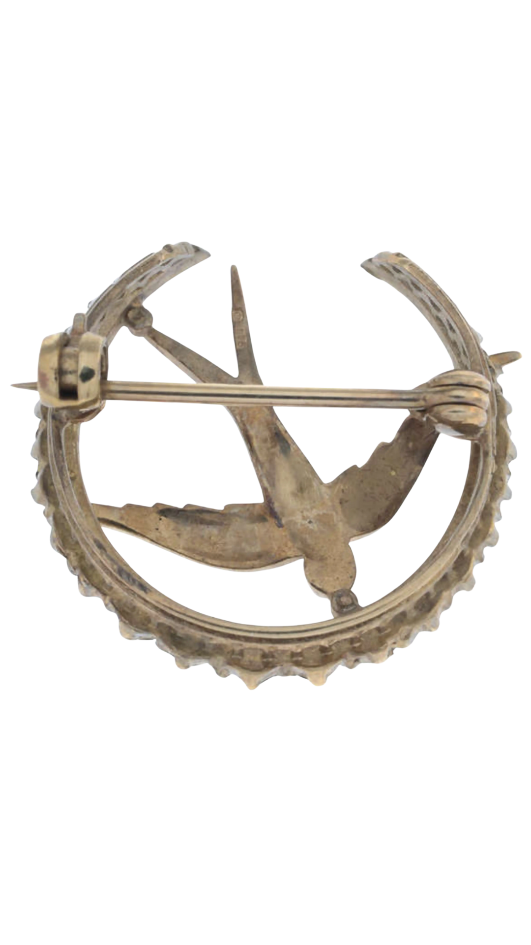 69 9ct Bird Brooch