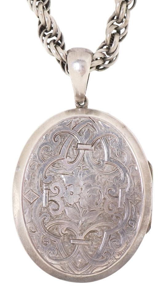 4603 Chinoiserie Engraved Locket Necklace