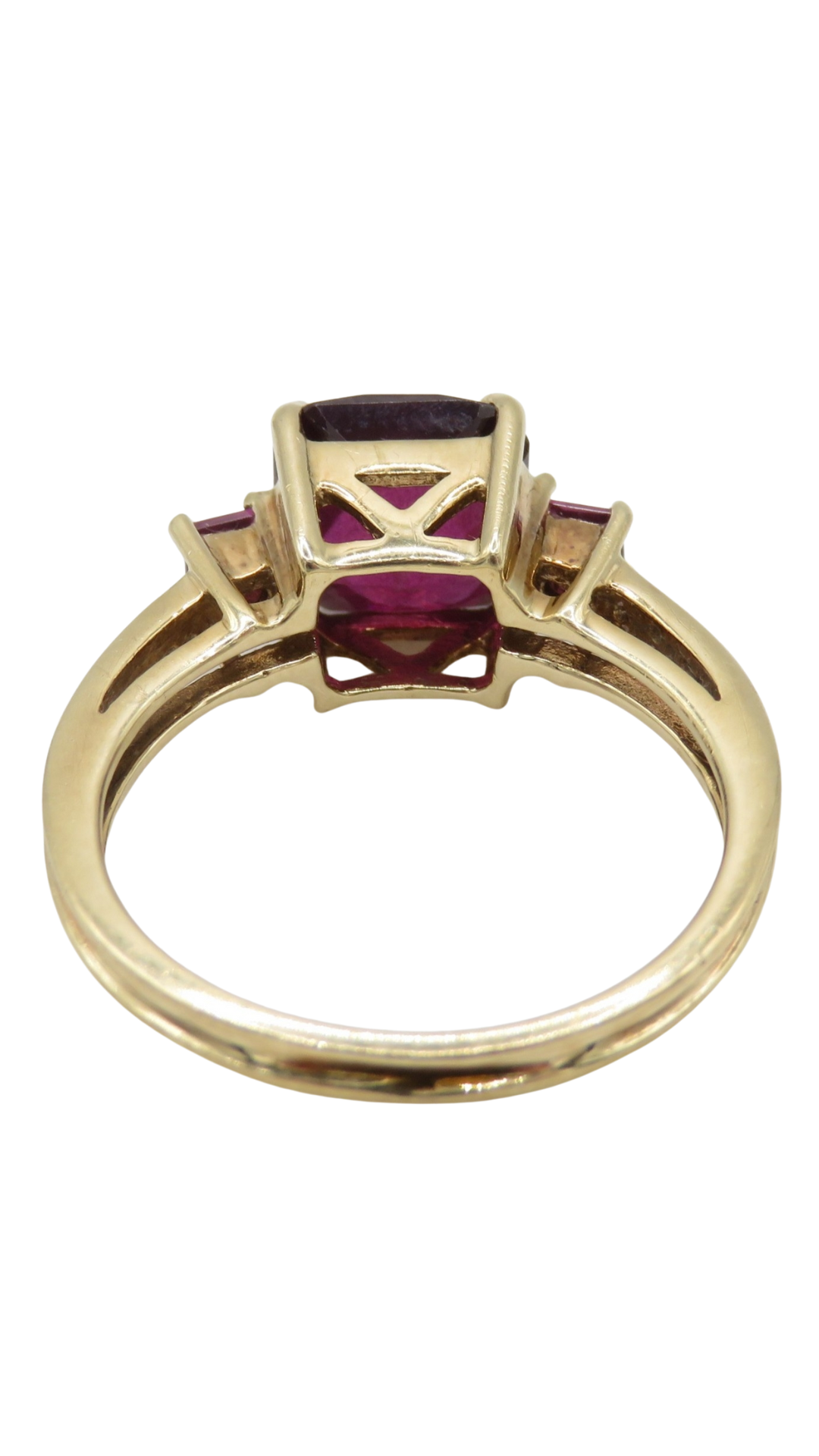 190 Garnet Trilogy Ring
