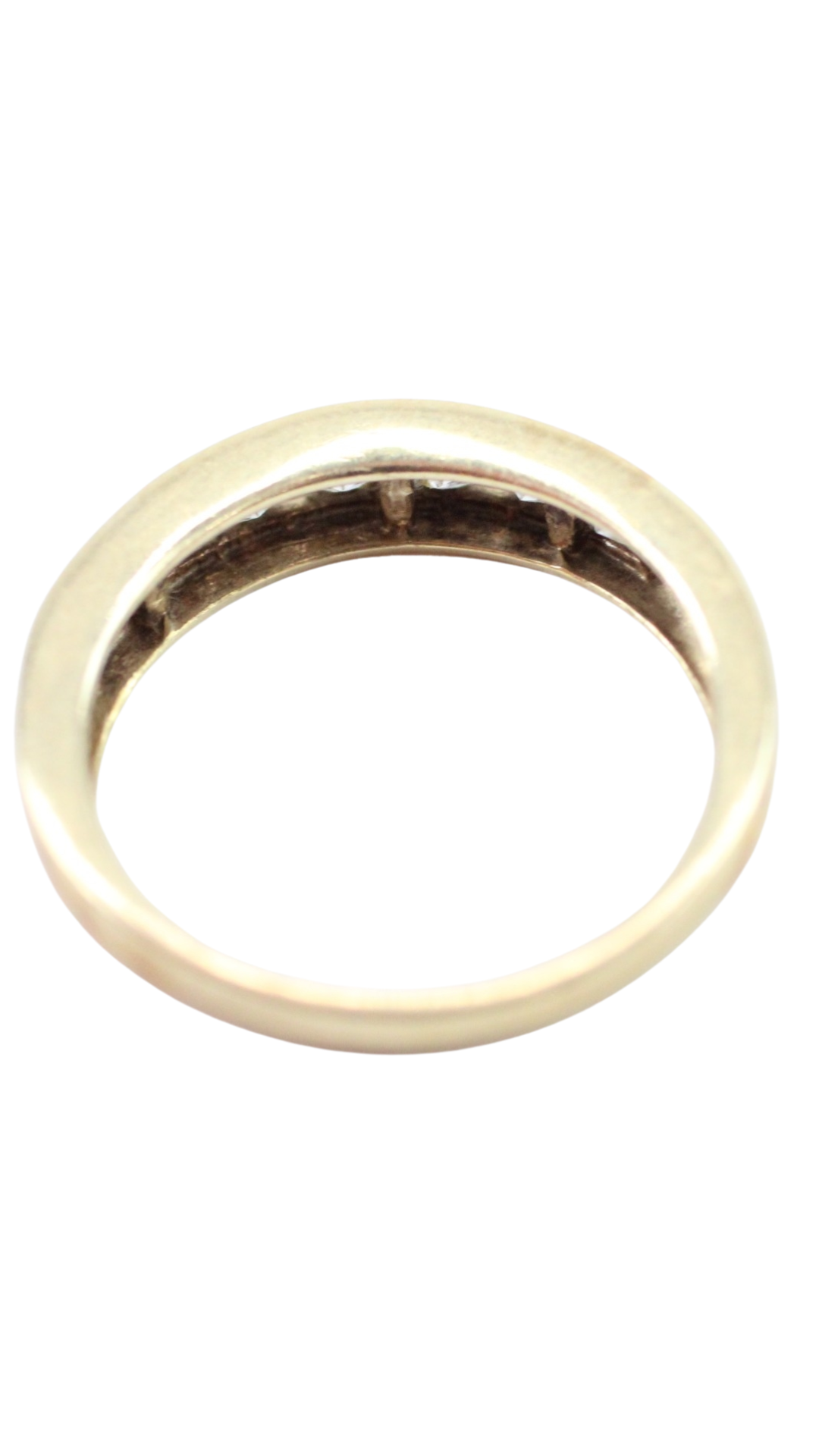 11 Gold Diamond 7-Stone Ring