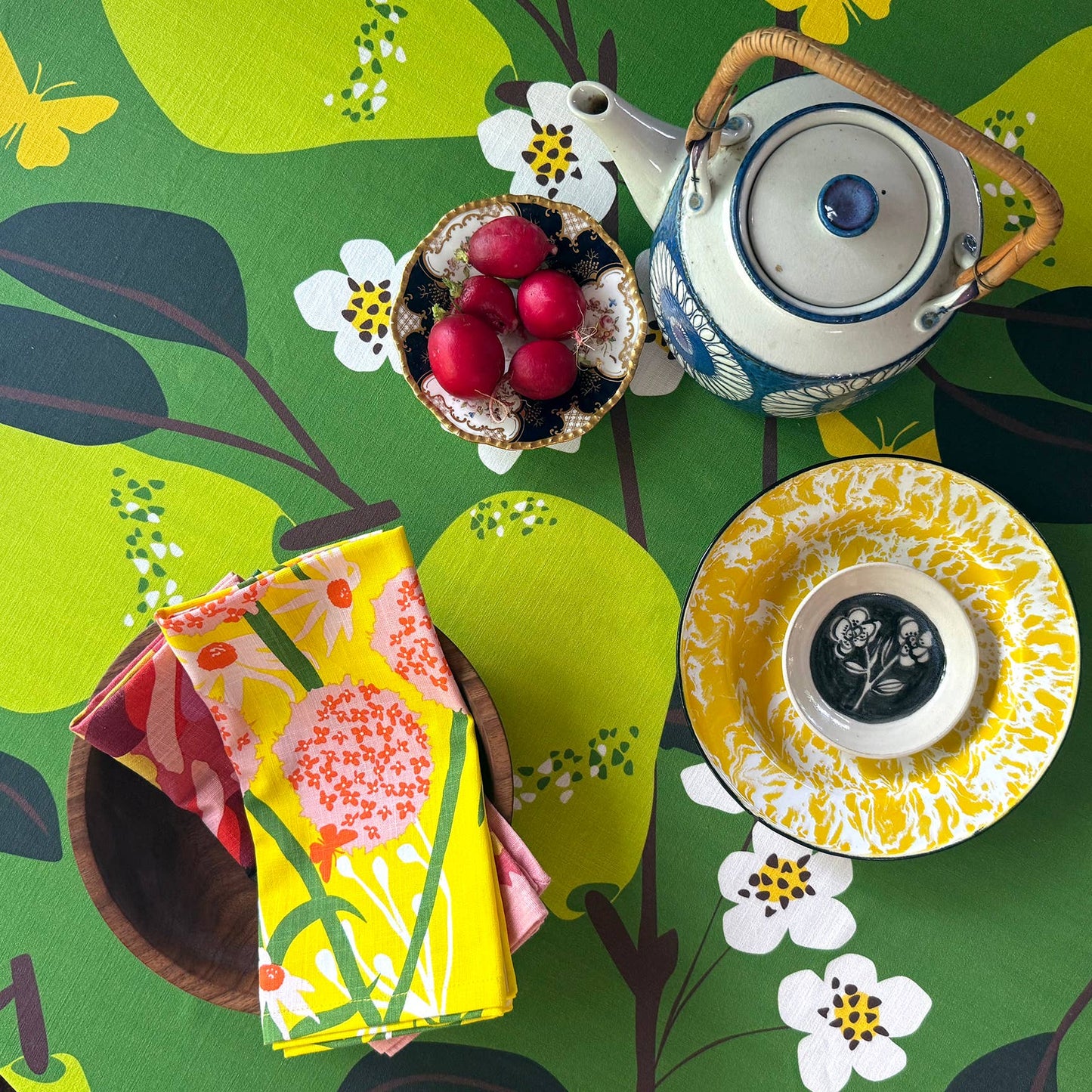 Pear Tablecloth
