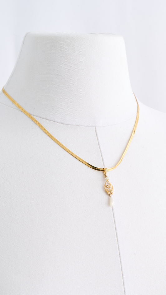14kt Necklace with Pearls
