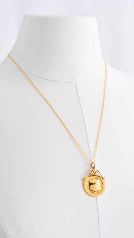 14k Gold Pendant Necklace
