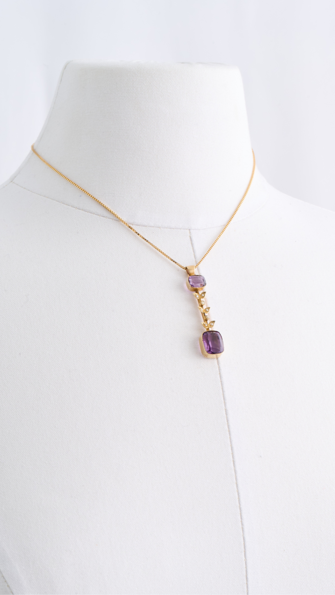 9ct Gold Drop necklace