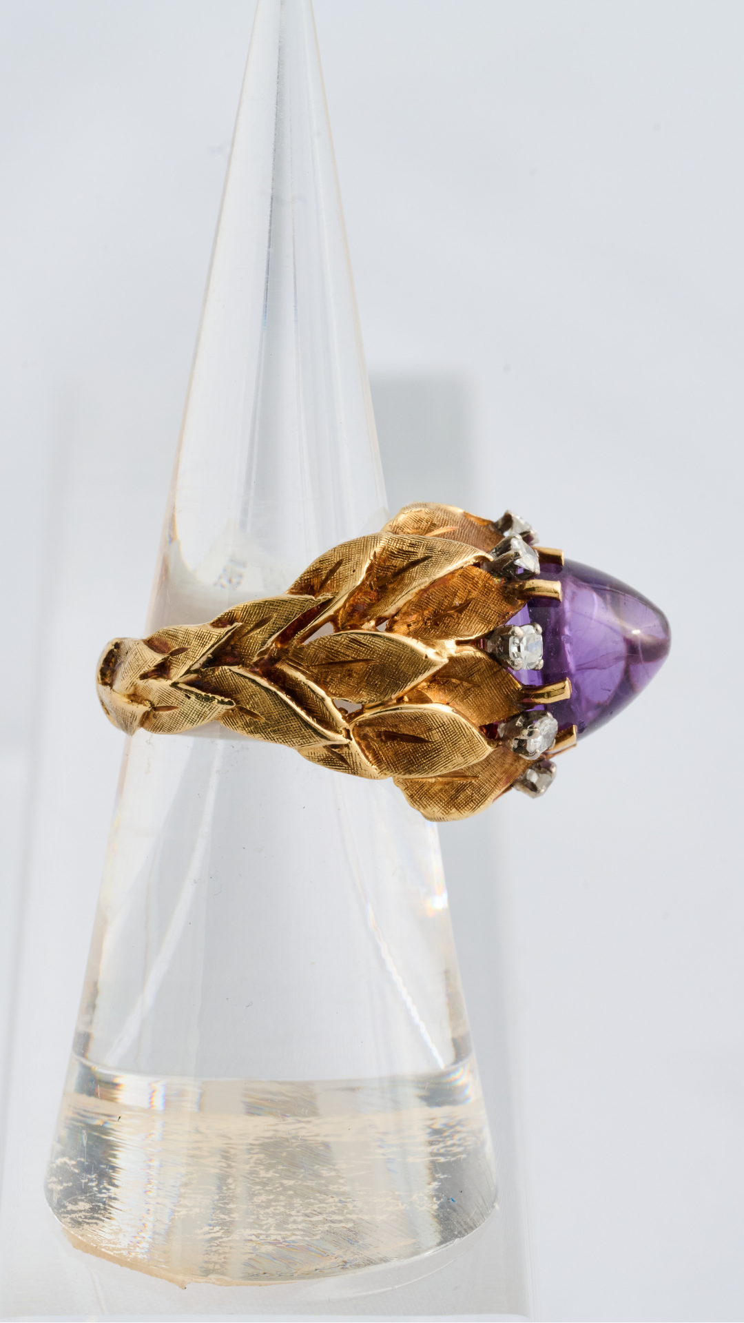 18k Gold Ring with Large Amethyst Stone 1960's