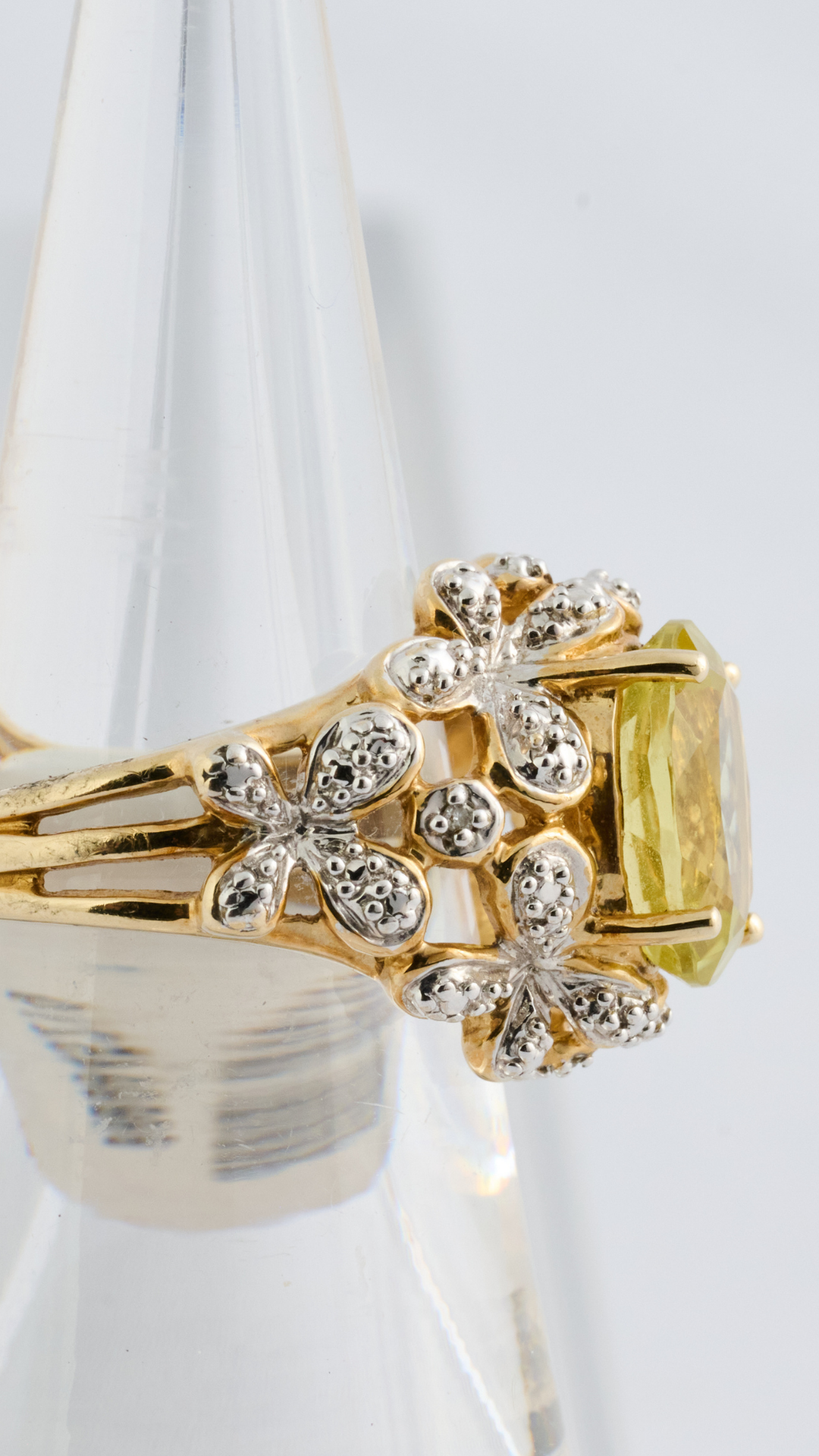 110 Citrine Floral Cocktail Ring