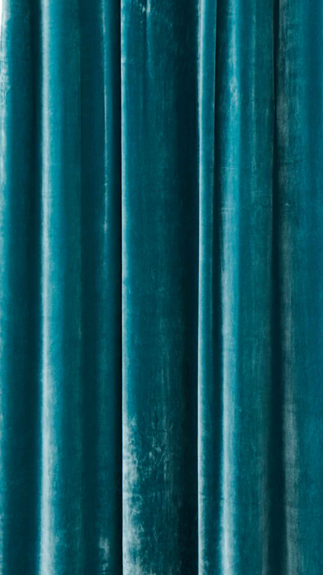 Full Panel Silk Velvet Curtain 4'x9'