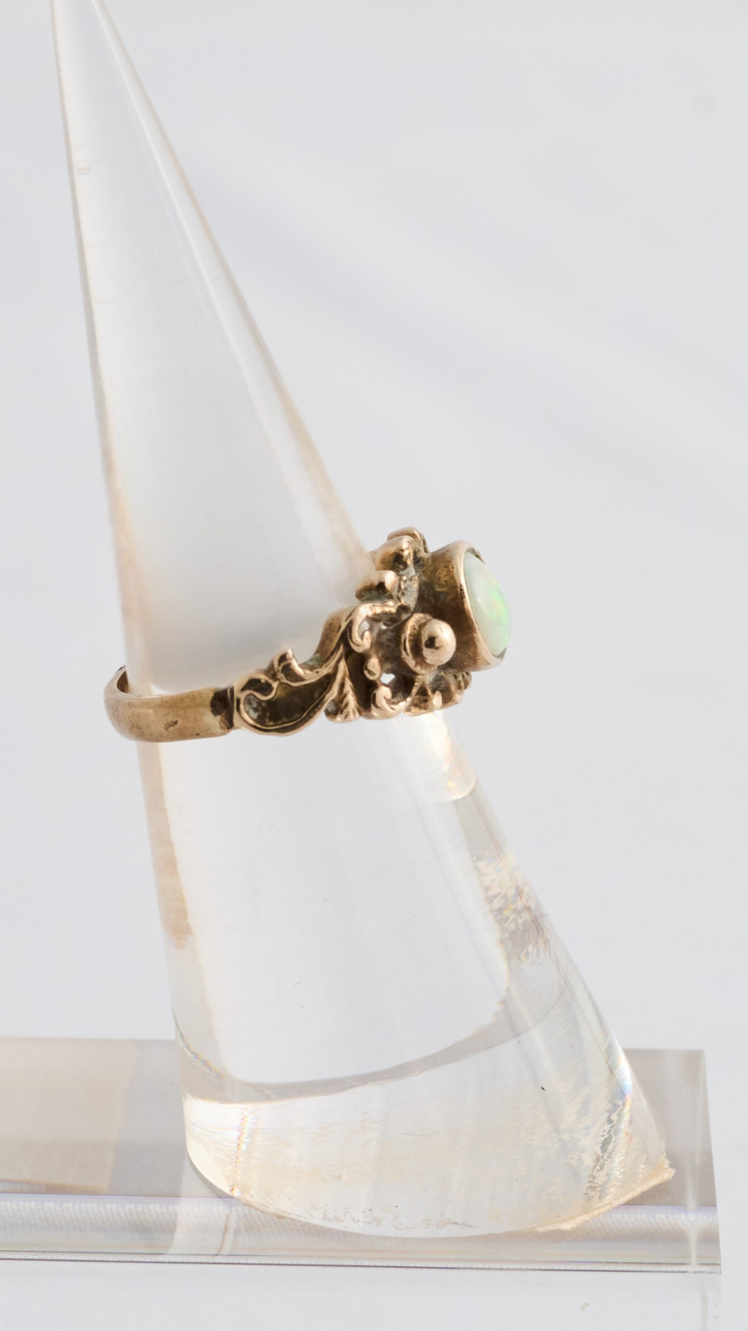 18 Opal Ring