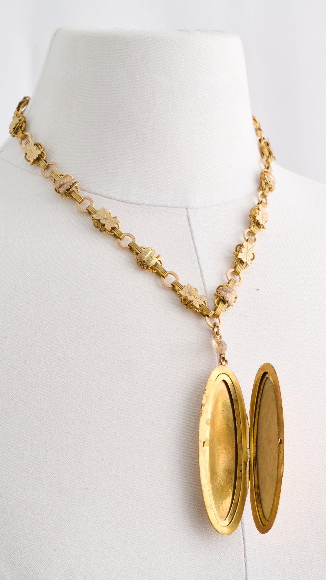 Chain 9ct Gold w/Vintage Plate Locket