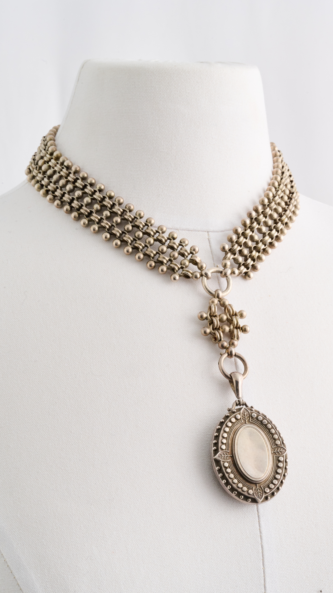 635 19th Century Locket