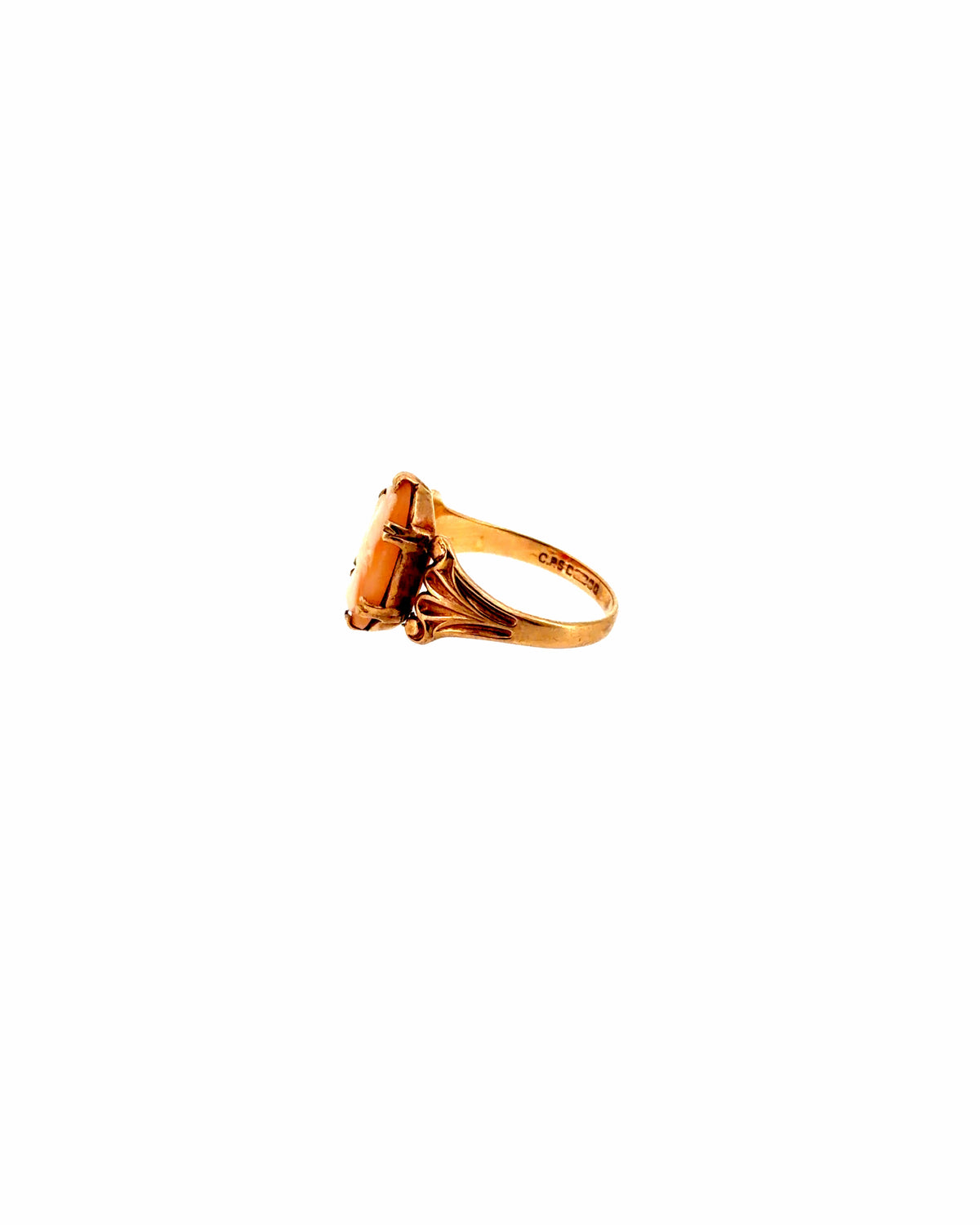 3310 Cameo Shell Ring