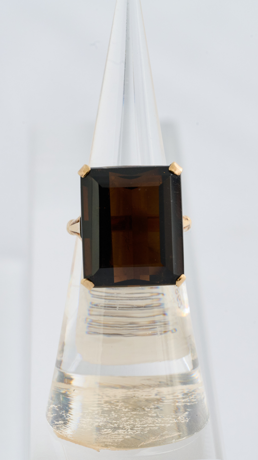 1388 Single Quartz Ring