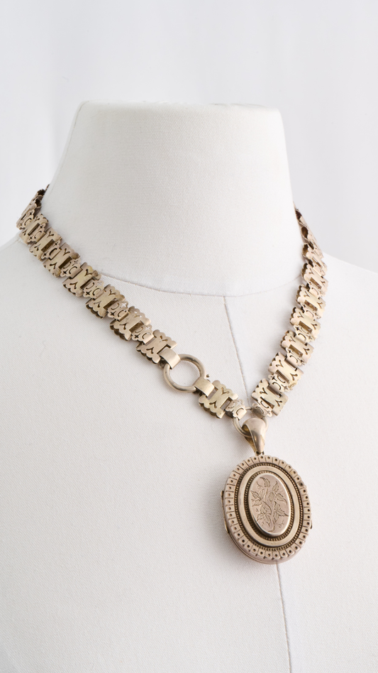 120 Victorian Silver Oval Locket