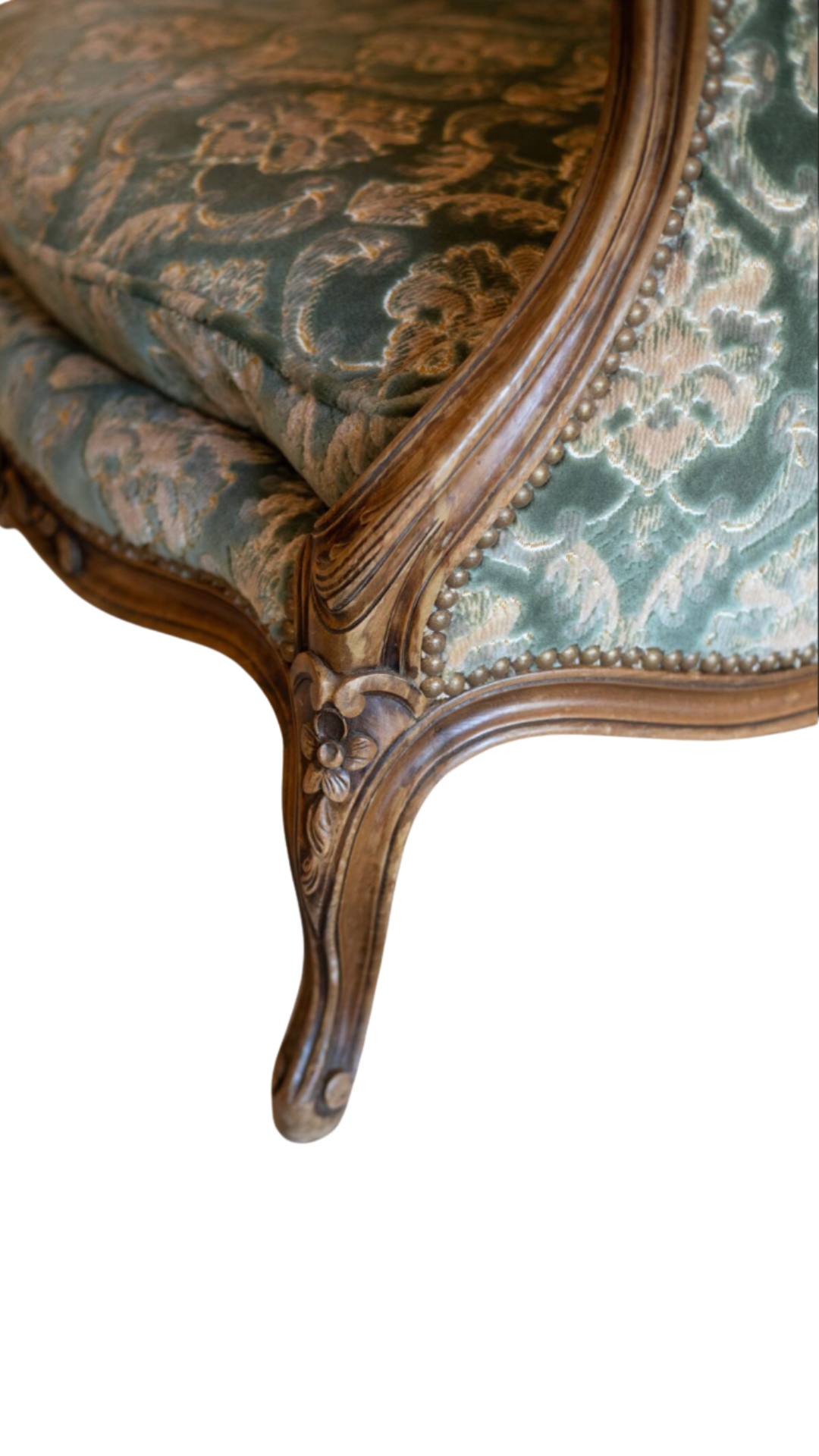 L088 Grandma Arm Chairs