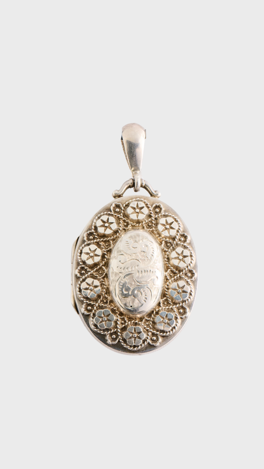 Silver Flower Oval Locket