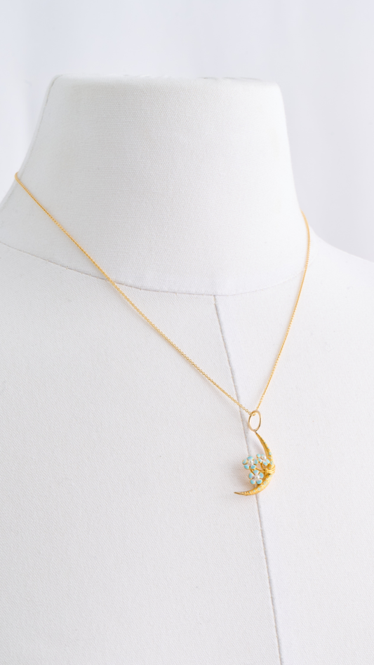 14kt Chain & Crescent Moon