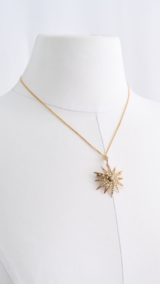 Star Seed Pearl Pendant Necklace