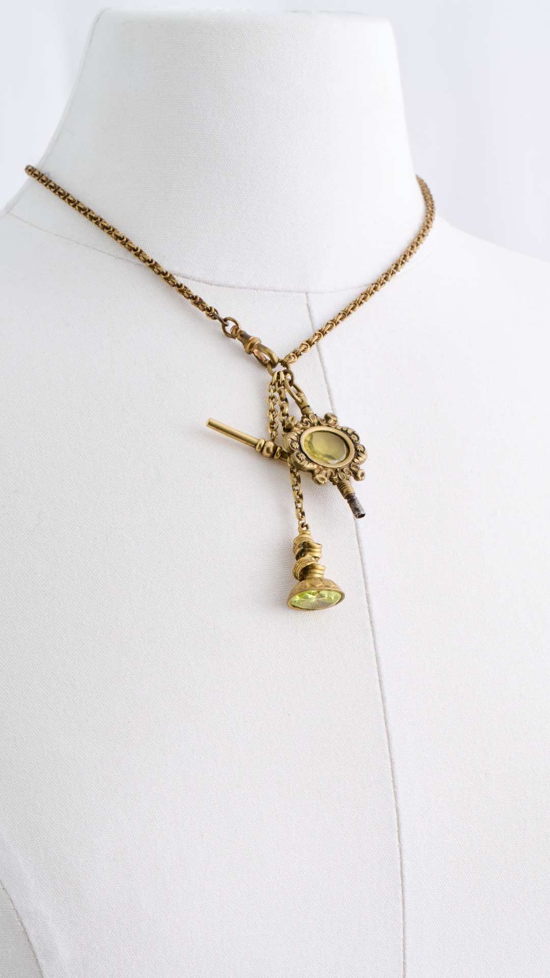 GN73 Vintage Charm Necklace