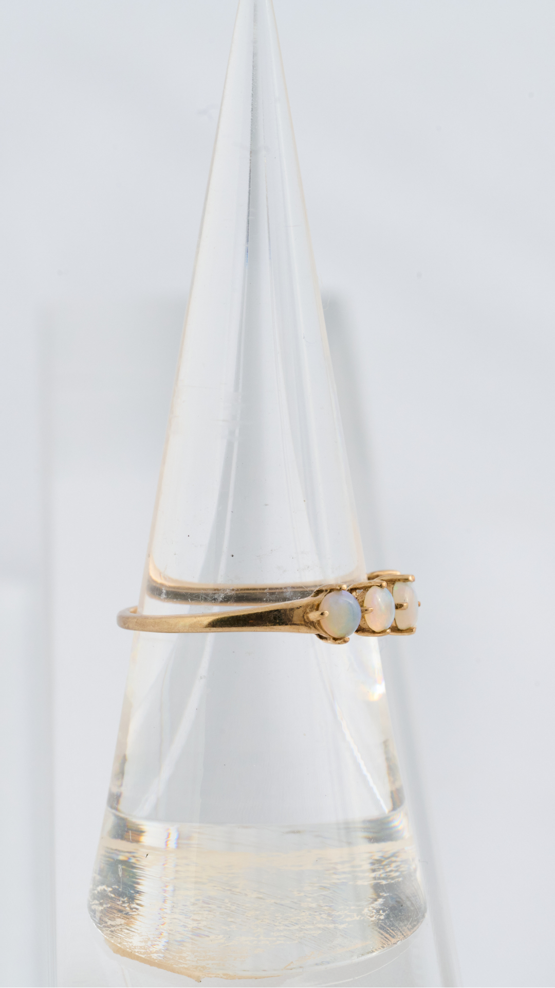 9ct Opal 4-Stone Ring