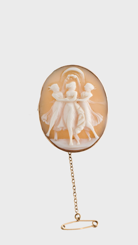 397 3 Graces Cameo