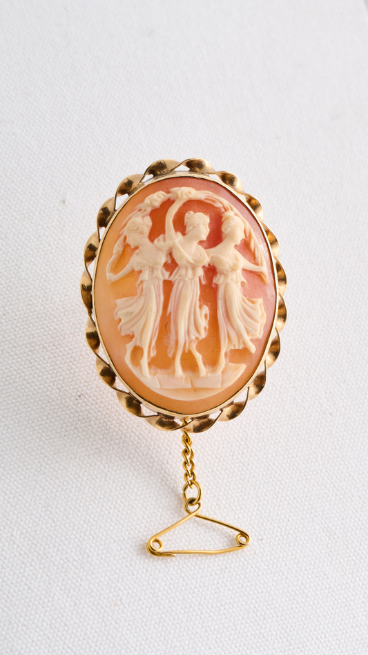 1024 3Graces Cameo Brooch