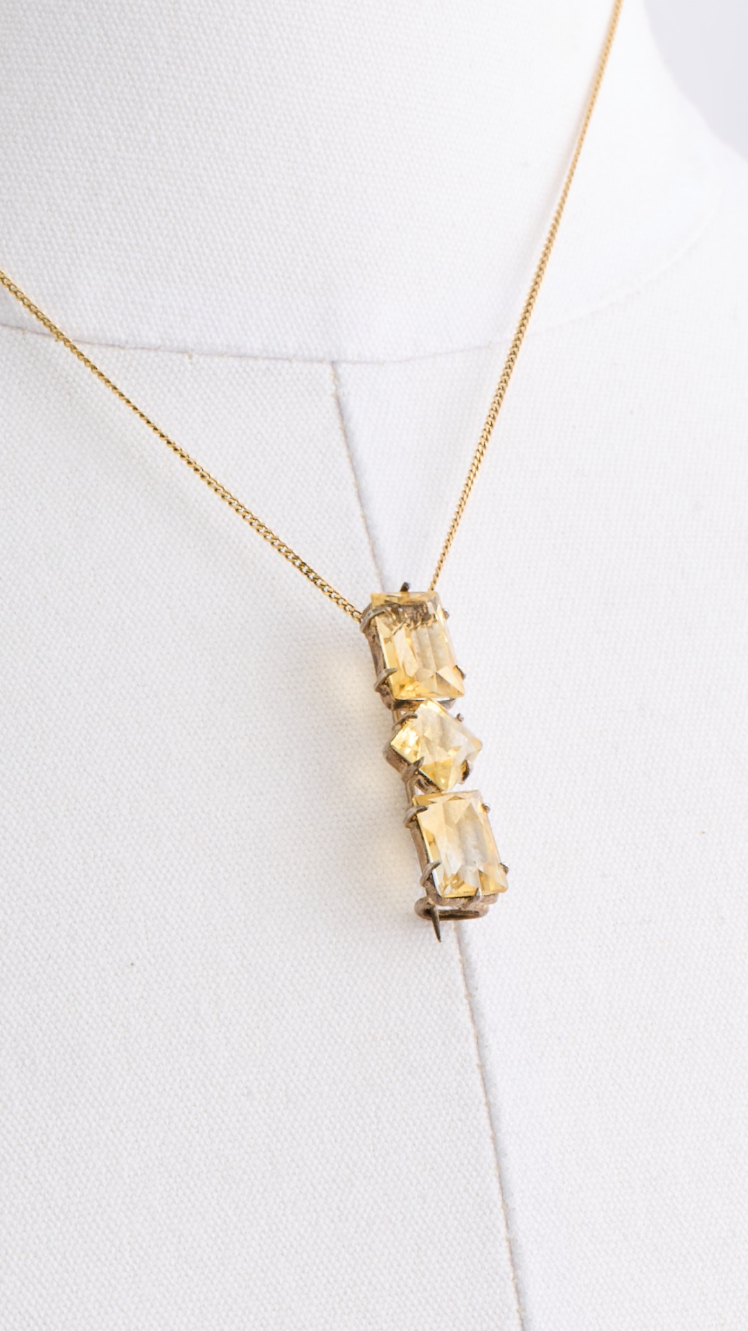 600 Citrine Pin Necklace