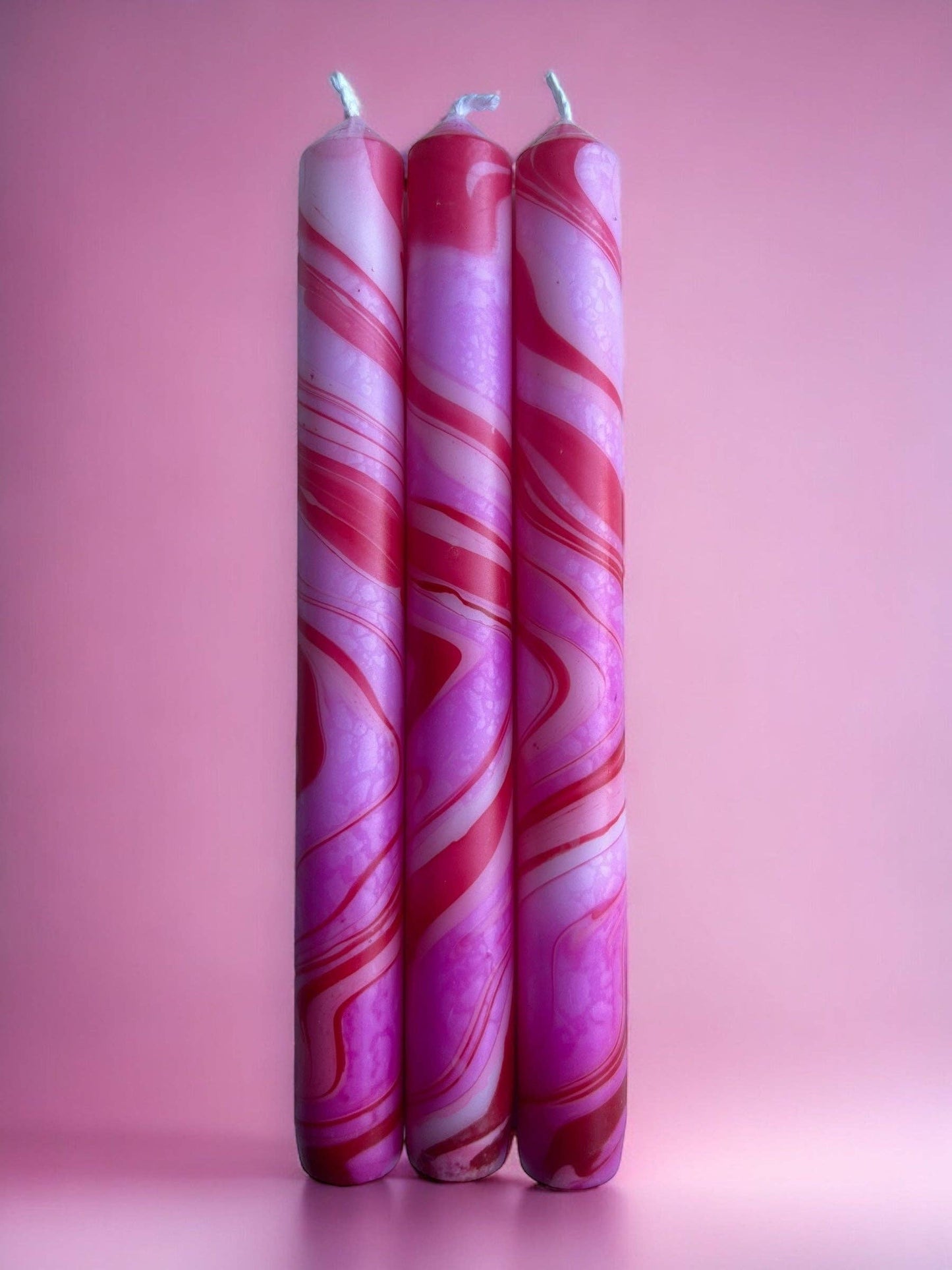 MAGENTA EMBRACE -  Marbled Dinner Candle Trio