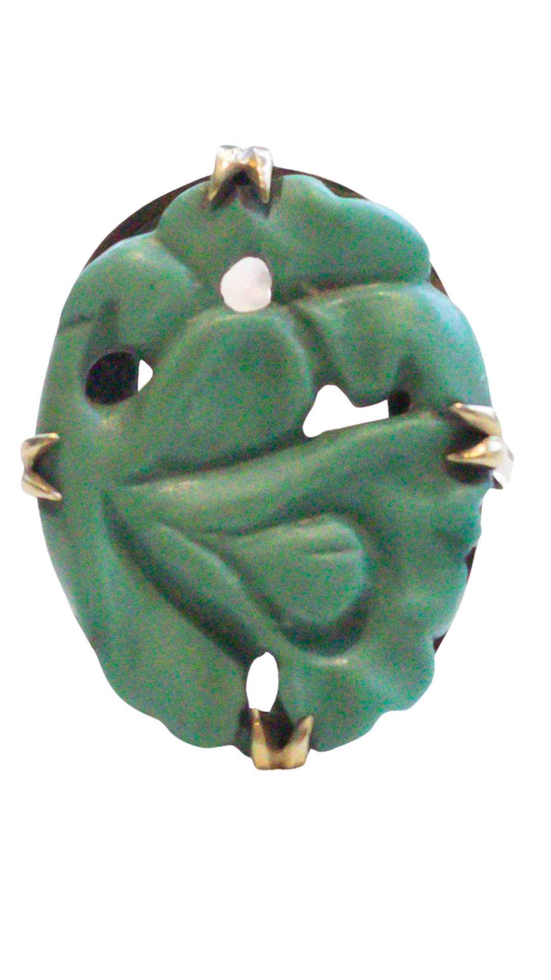 14kt Carved Jadeite Ring