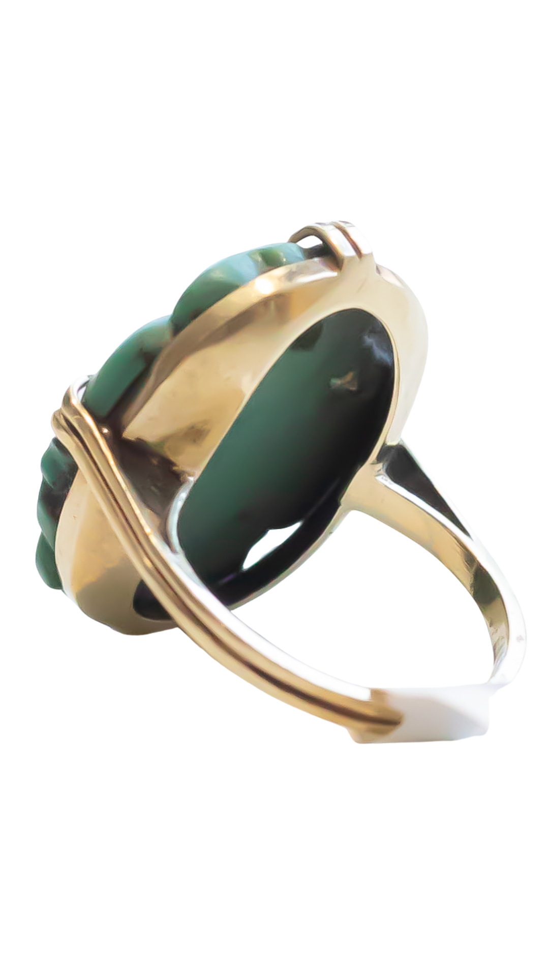 14kt Carved Jadeite Ring
