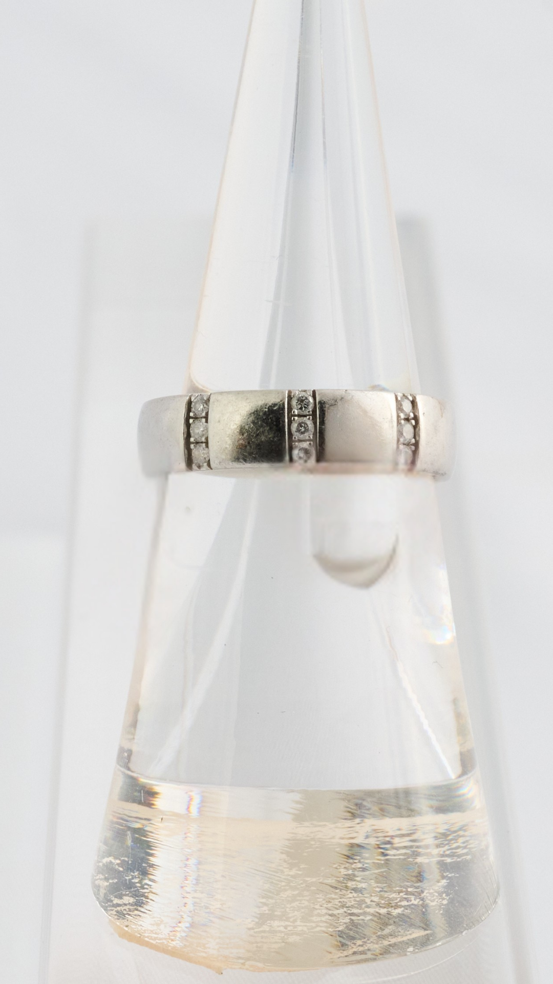 954 Platinum Diamond Ring