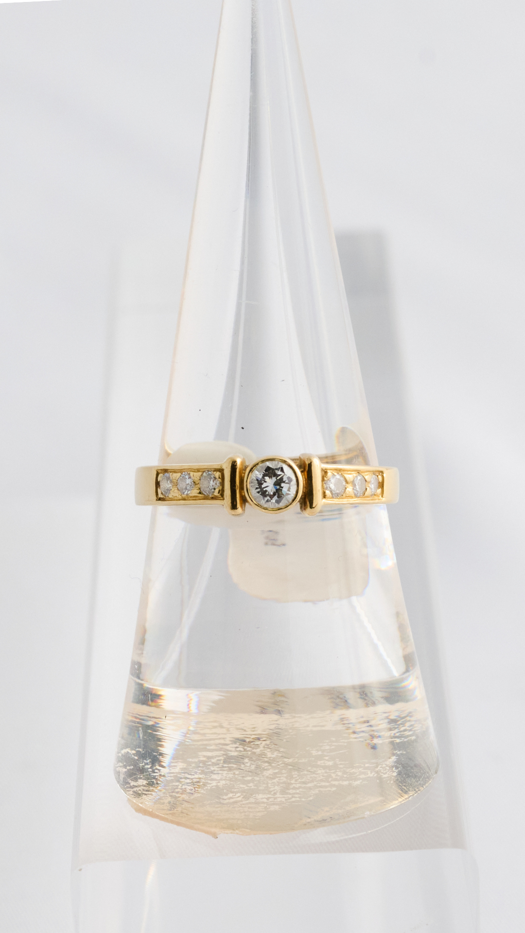 972 Brilliant Cut Diamond Ring