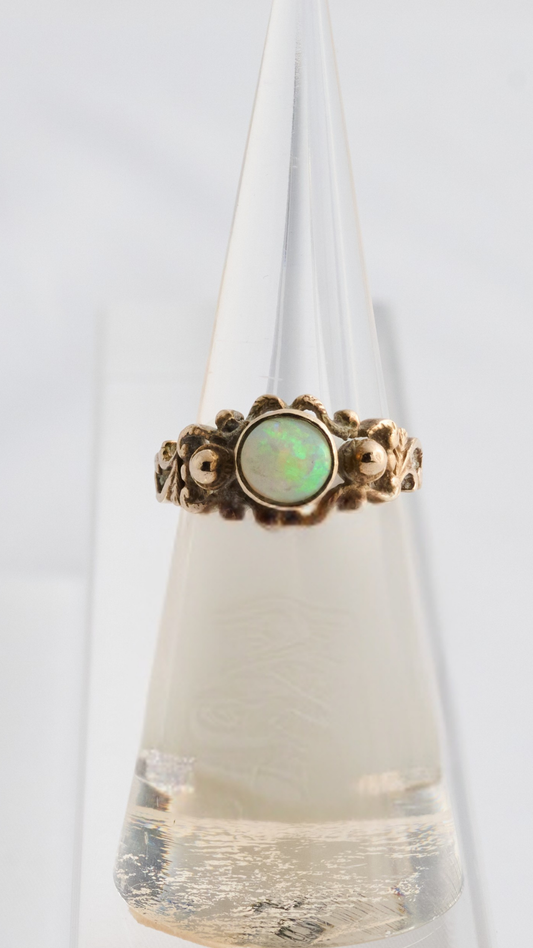 18 Opal Ring