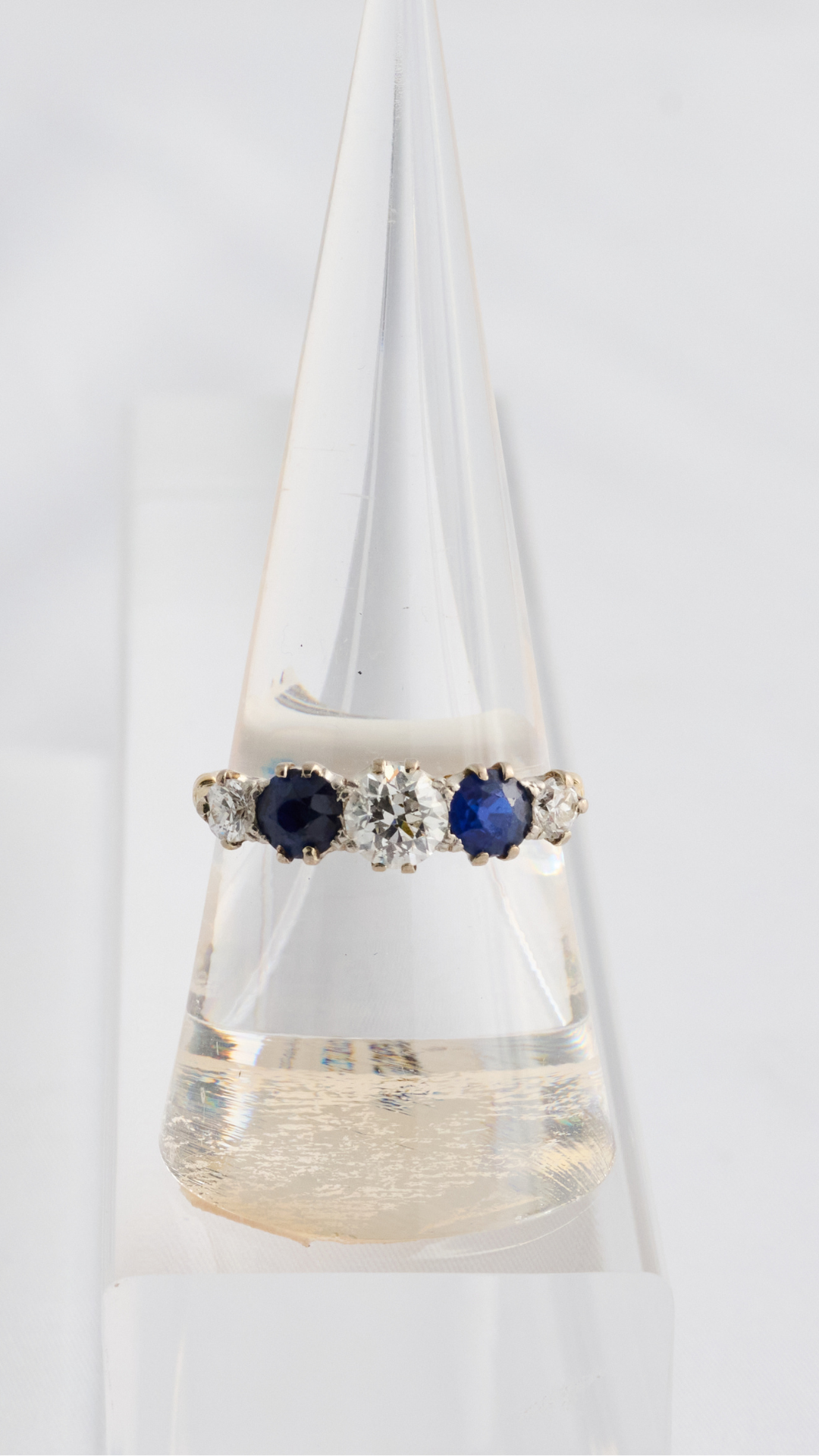 212 Art Deco Sapphire Diamond Ring