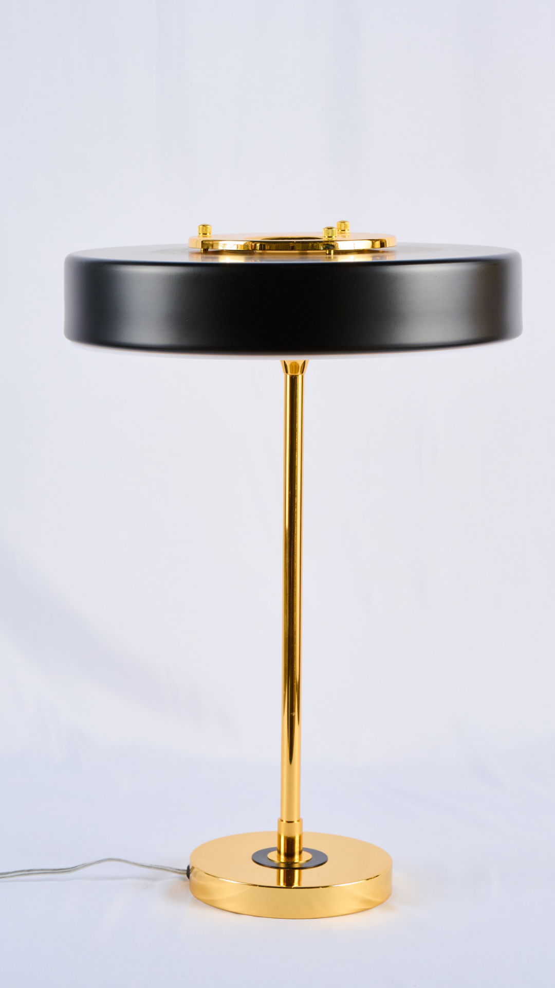 OGS-LD246T Table Lamp BLK/WHT & GLD