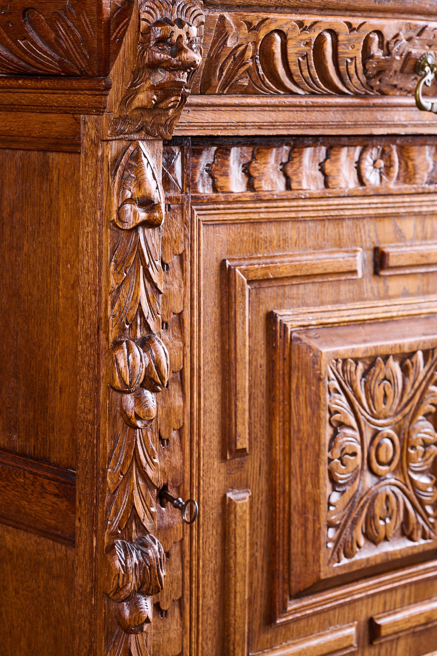 L650 Oak End Table