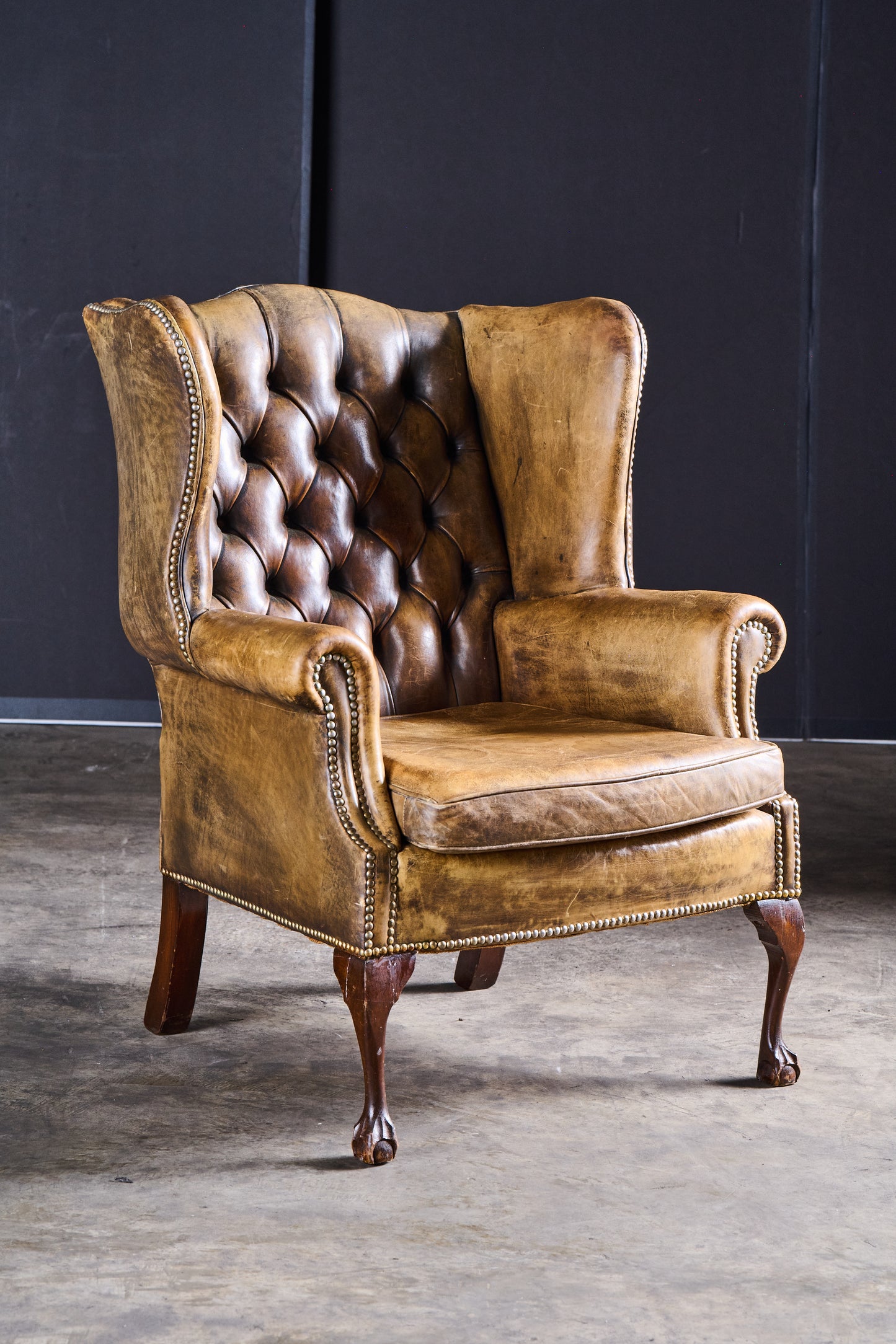 L658 Leather Wing Chair & Ottoman