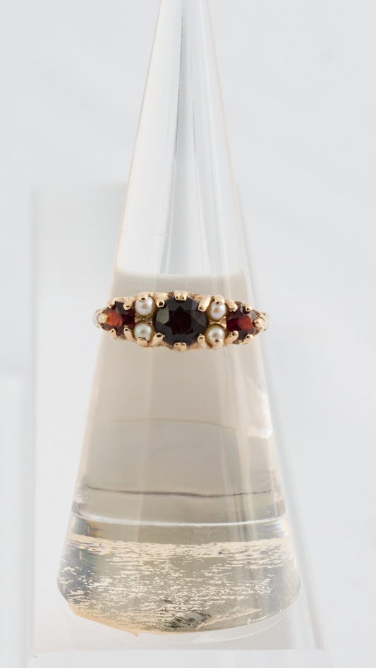 213 Garnet & Split Pearl Ring