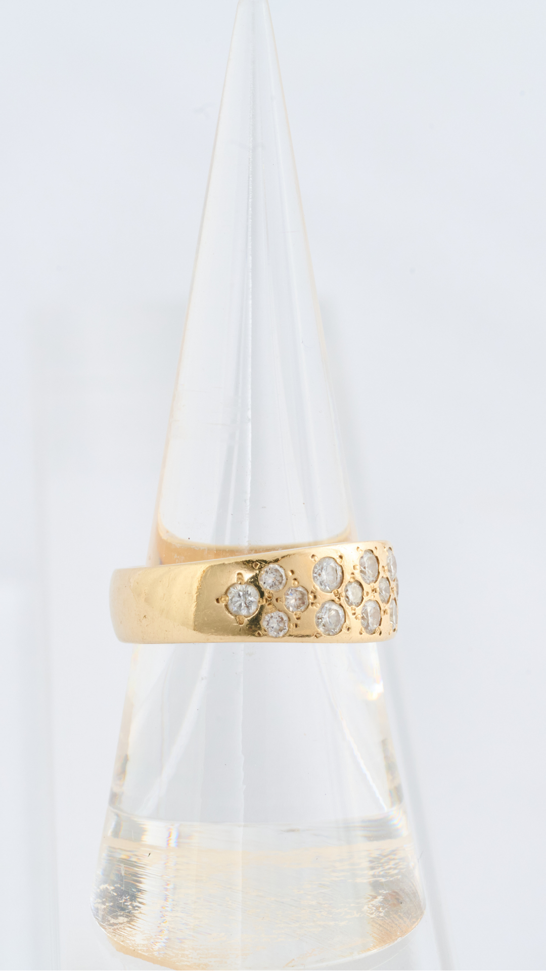9ct Gold & Diamond Band