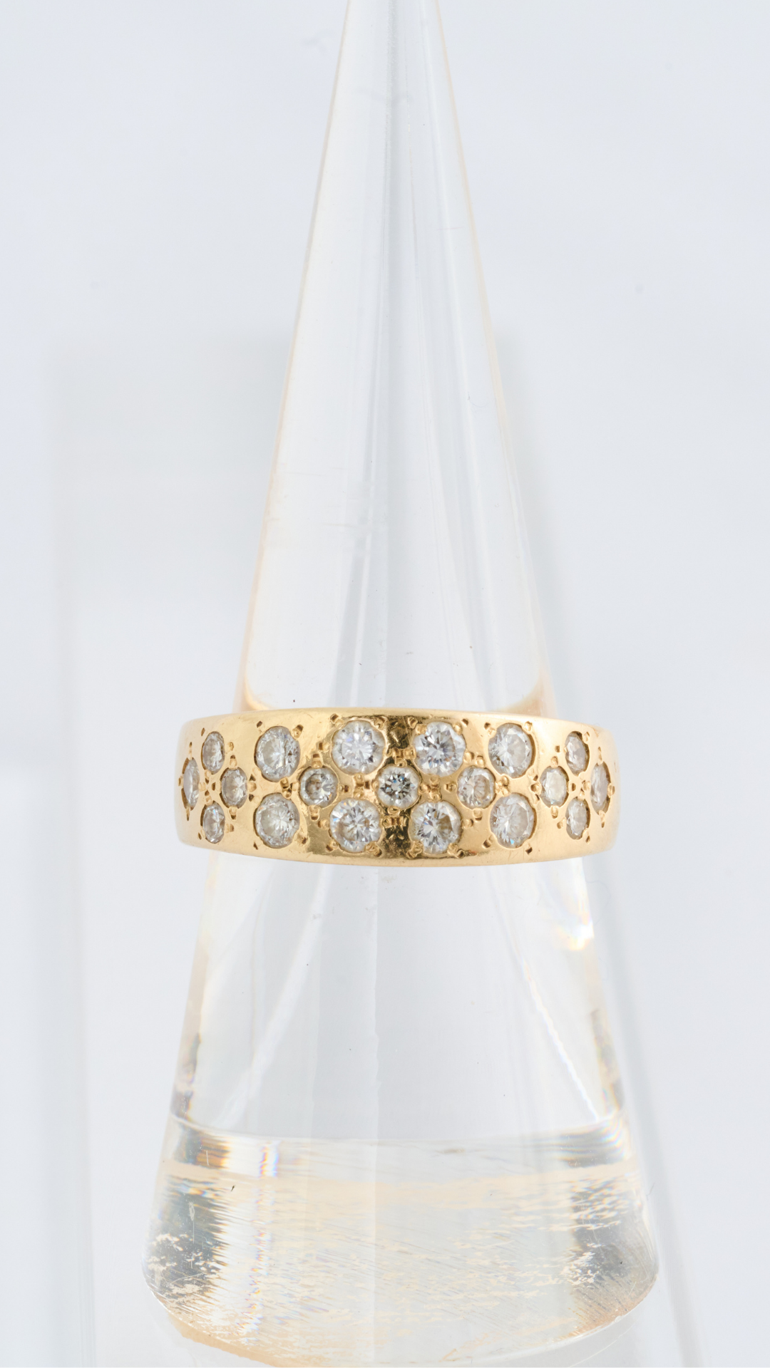 9ct Gold & Diamond Band