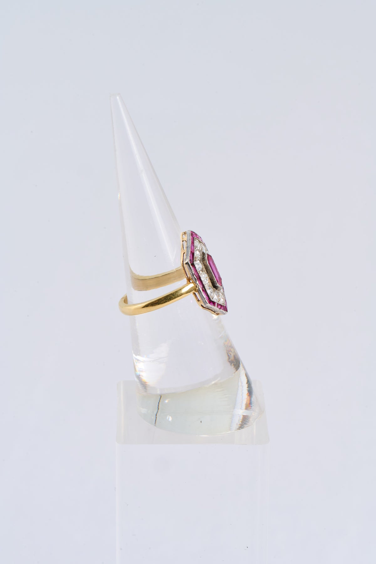 126 Art Deco Ruby Diamond Ring