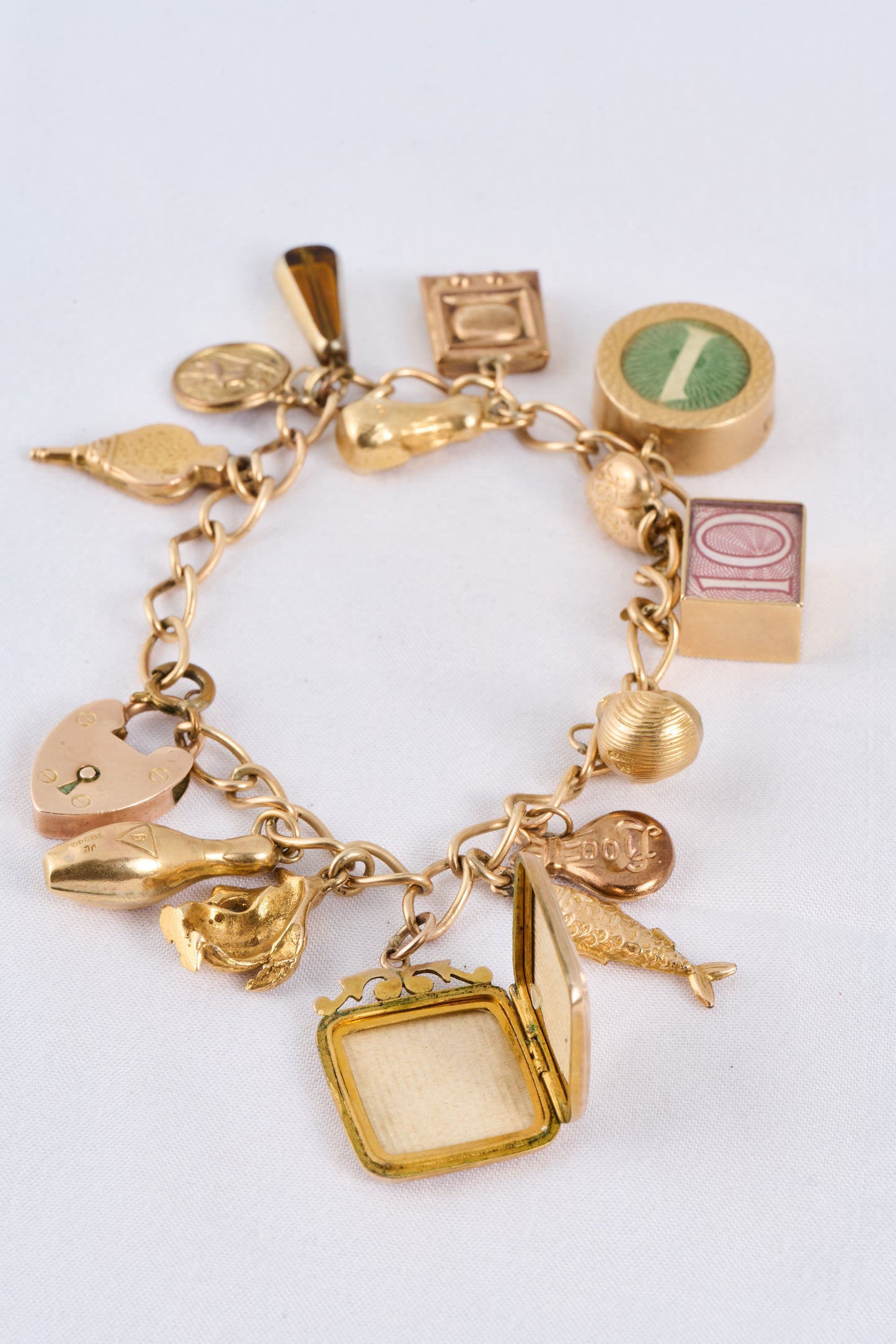 857 Gold Bracelet w/ 13 Charms